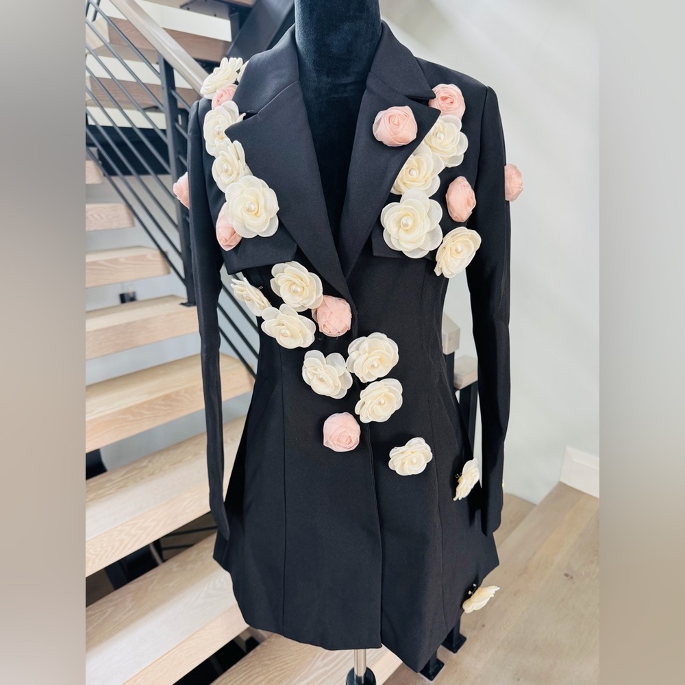 New Chic Black Floral Women's Blazer size S - Picture 7 of 11